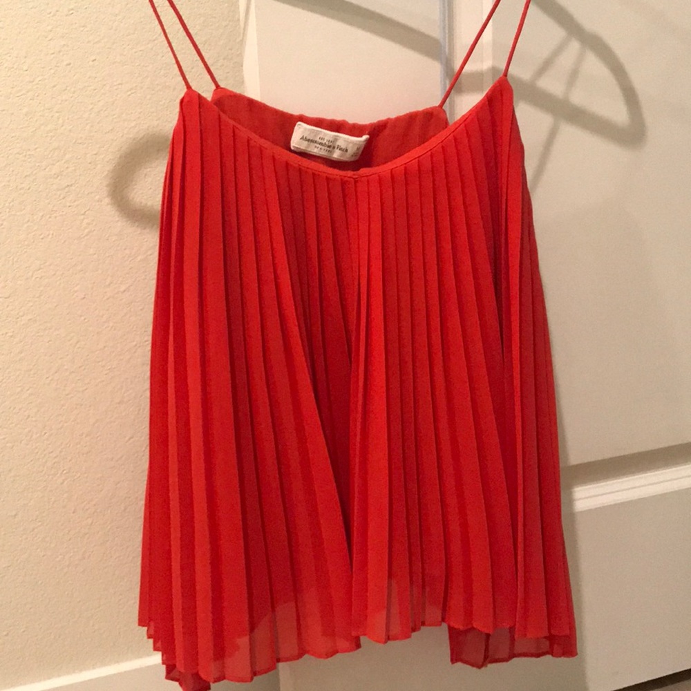 hollister red tank
